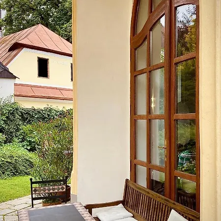 Guest house Kaple Svate Markety 3*