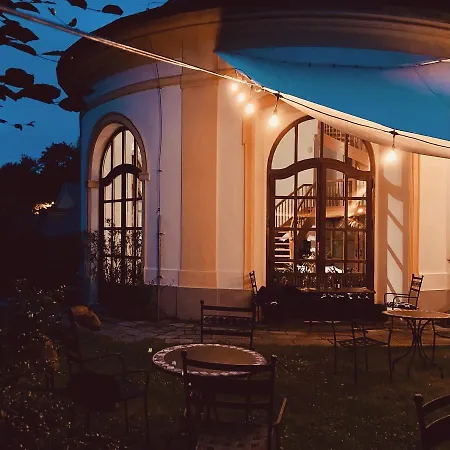 Kaple Svate Markety Guest house