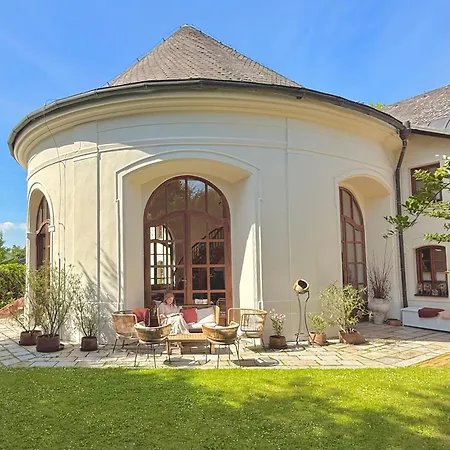 Kaple Svate Markety Guest house 3*